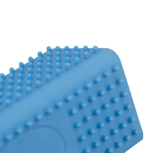 EQUINE HAIR SHEDDING BLOCK