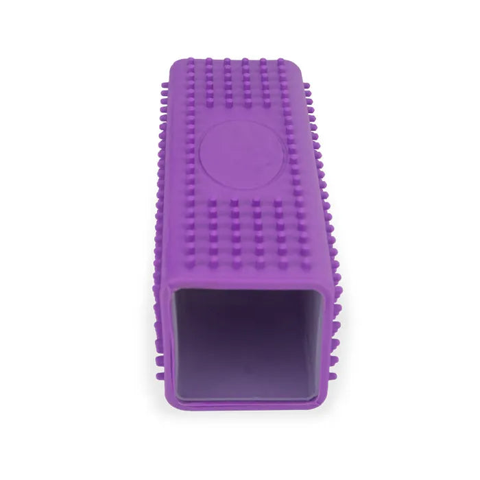 EQUINE HAIR SHEDDING BLOCK