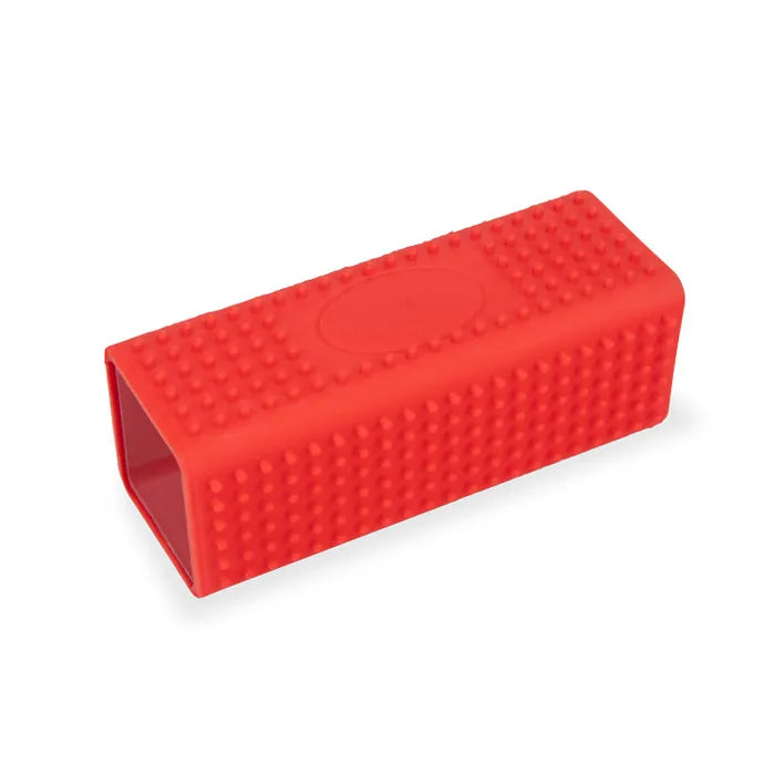 EQUINE HAIR SHEDDING BLOCK